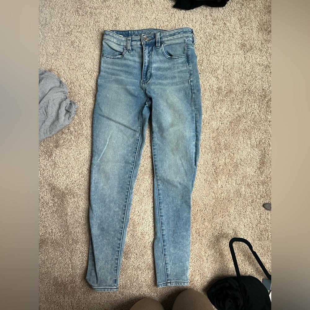 American Eagle Outfitters super stretch Skinny Jeans size 2 SHORT